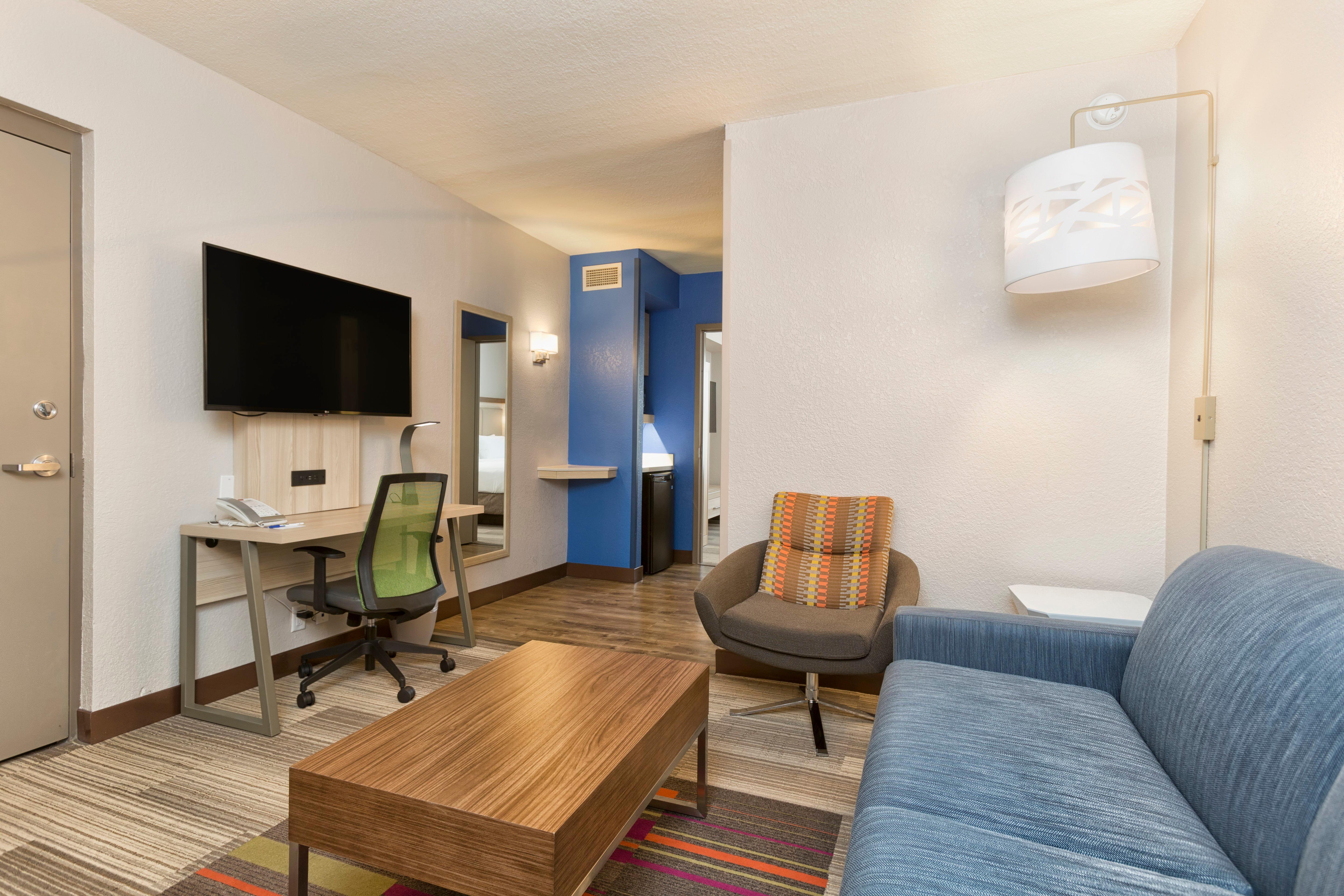 Holiday Inn Express & Suites S Lake Buena Vista By Ihg Kissimmee Exterior foto