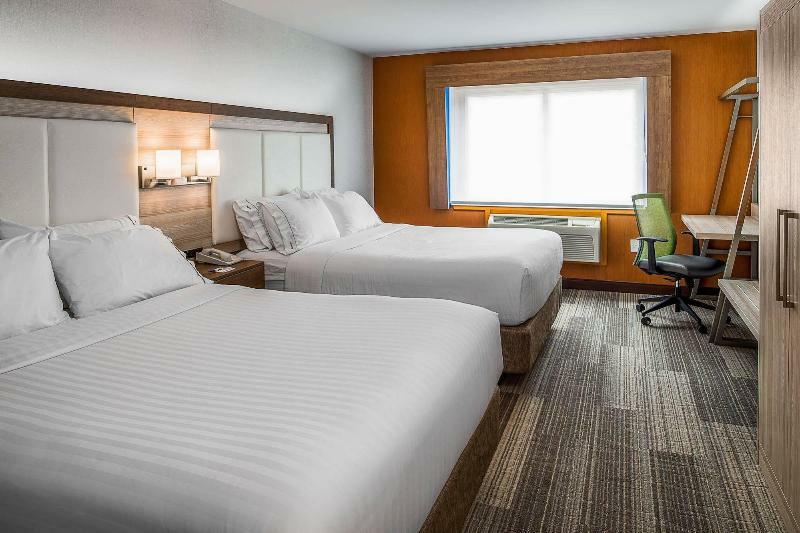 Holiday Inn Express & Suites S Lake Buena Vista By Ihg Kissimmee Exterior foto